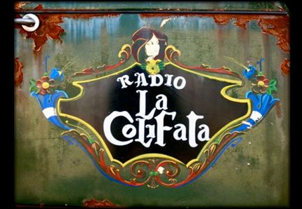 >La « radio des fous » a 20 ans (courrier international)